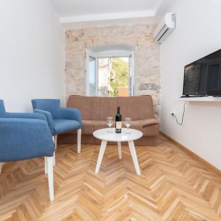 Apartment Forteca Lux Пераст Екстер'єр фото