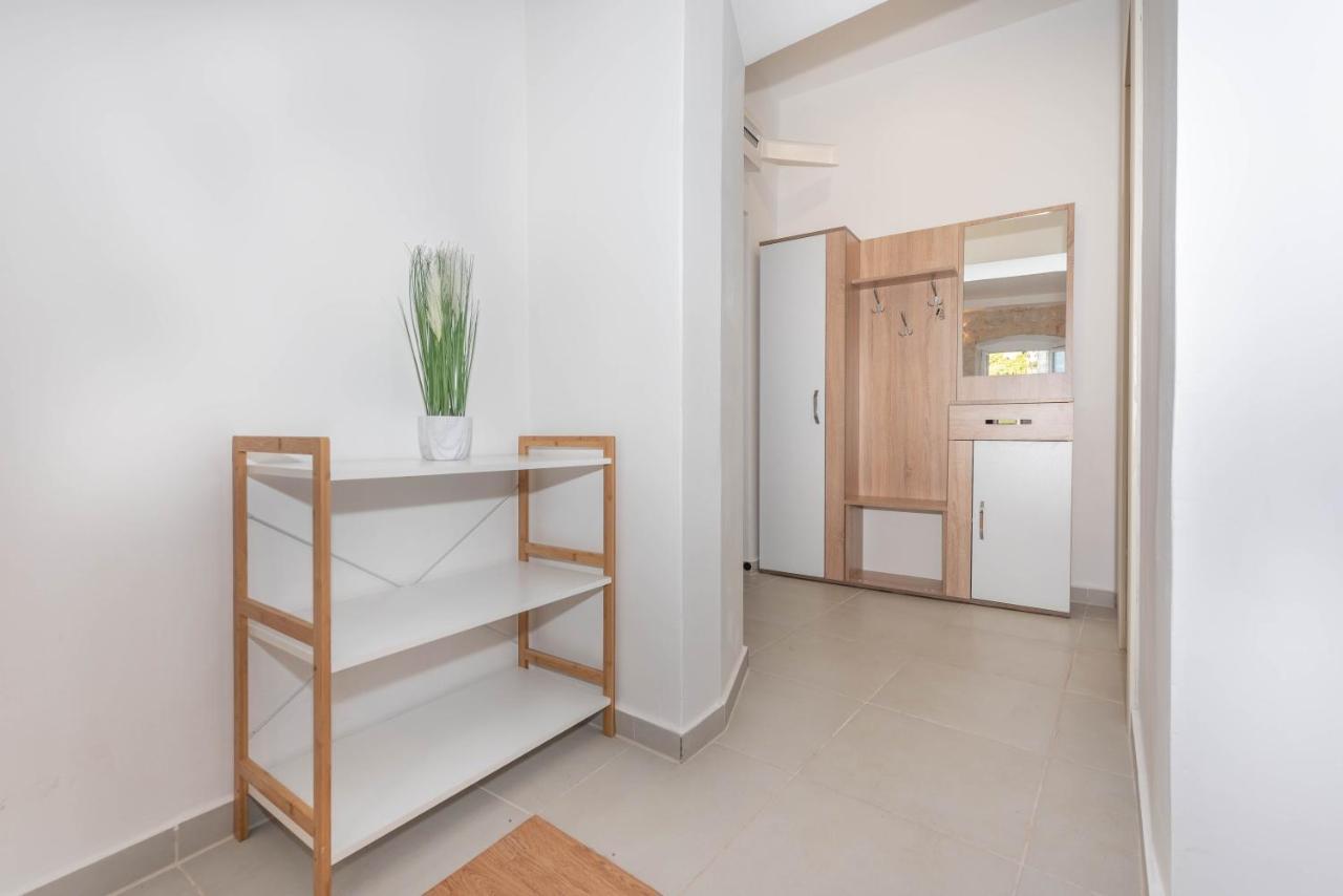 Apartment Forteca Lux Пераст Екстер'єр фото