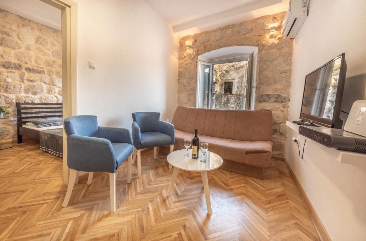 Apartment Forteca Lux Пераст Екстер'єр фото