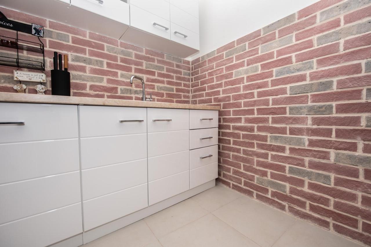 Apartment Forteca Lux Пераст Екстер'єр фото